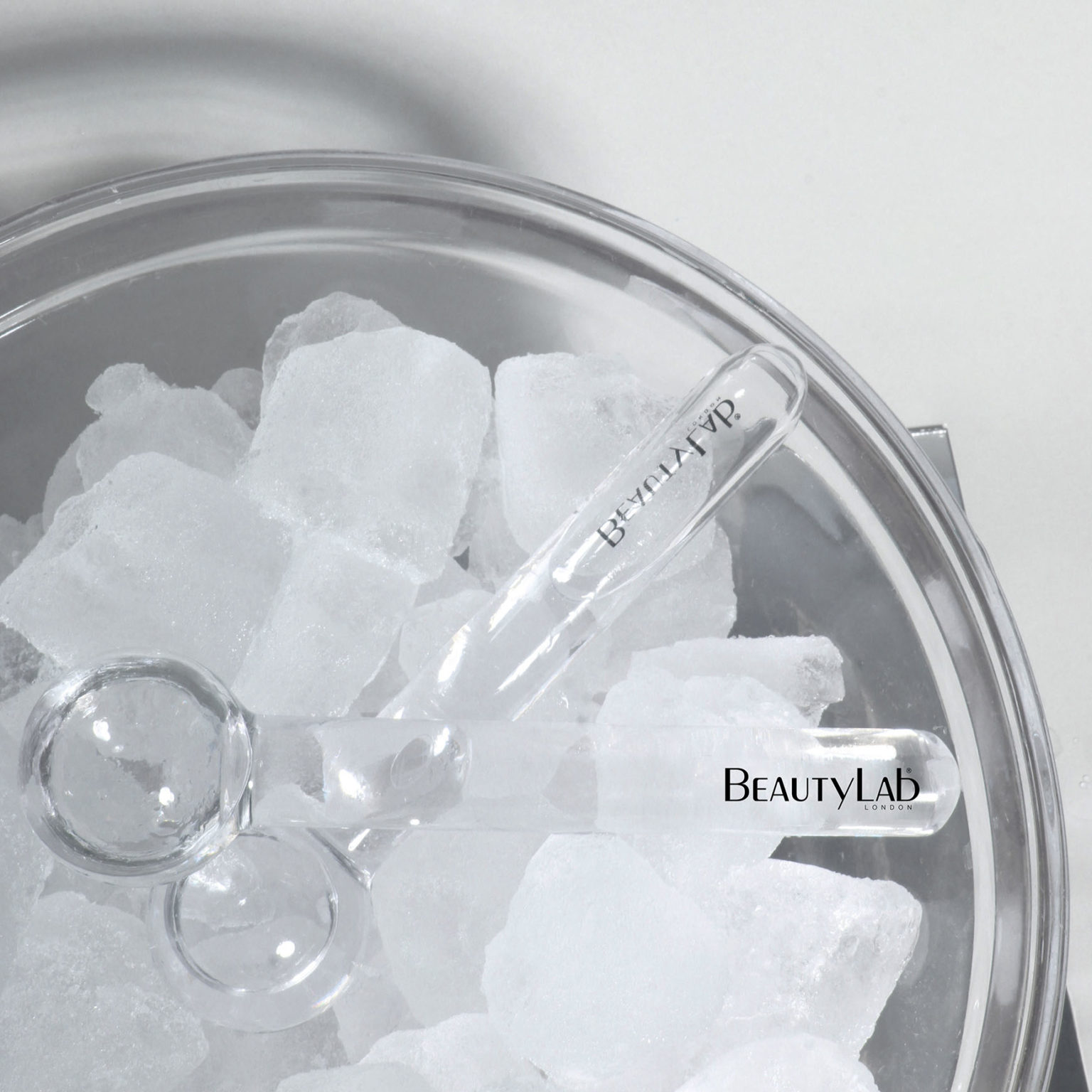 BeautyLab facial ice globes