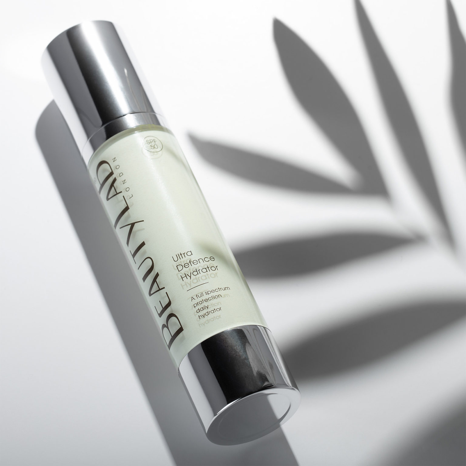 Ultra Defence Hydrator SPF50