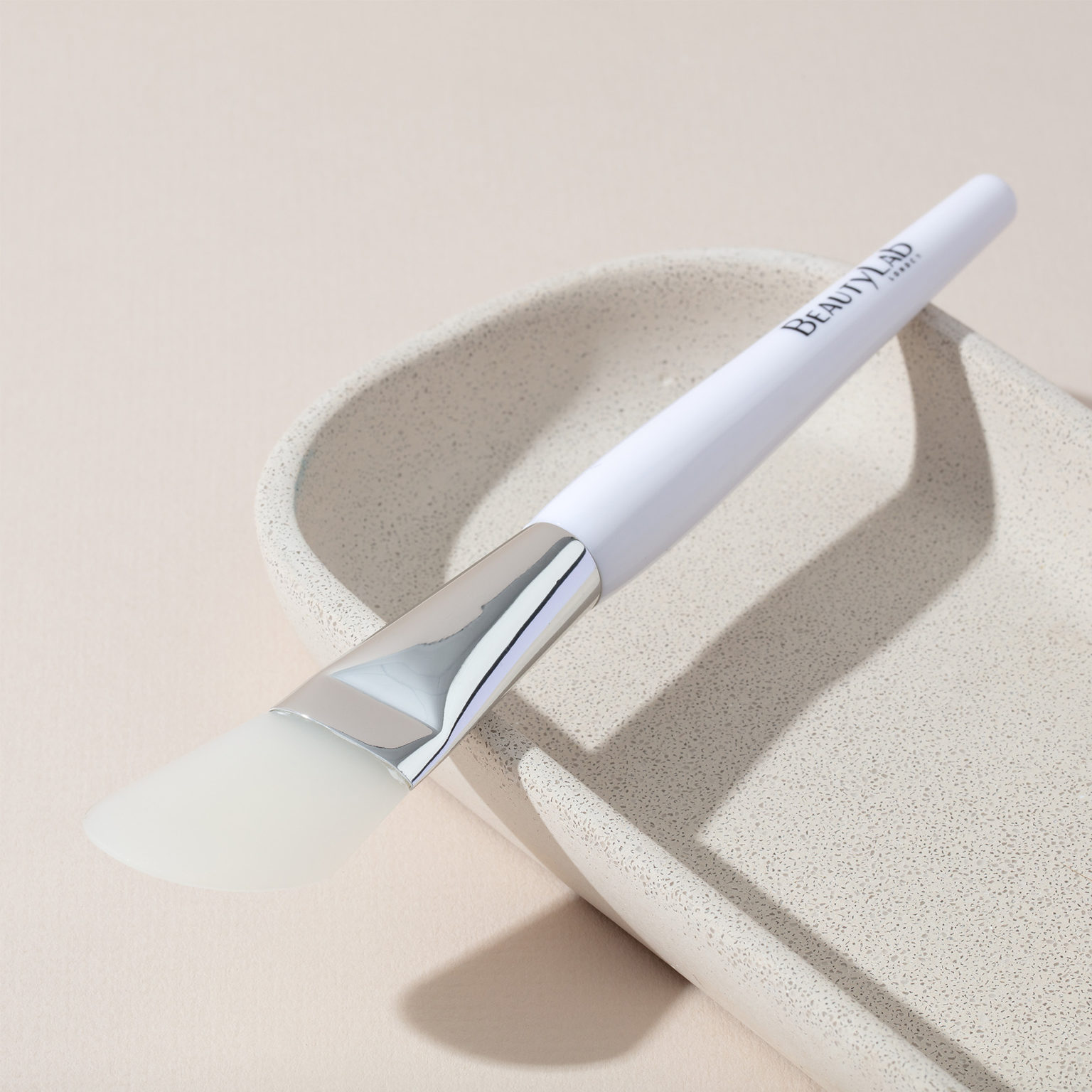BEAUTYLAB®SILICONE FACE MASK APPLICATOR BRUSH